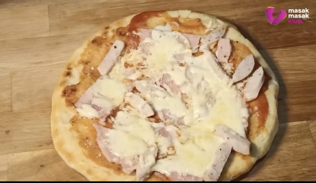 Pizza Tipis Tanpa Oven